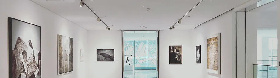 gallery lighting 